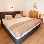 Haus Farmer 3*