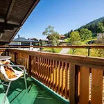 Haus Farmer Guest house Sankt Martin am Tennengebirge