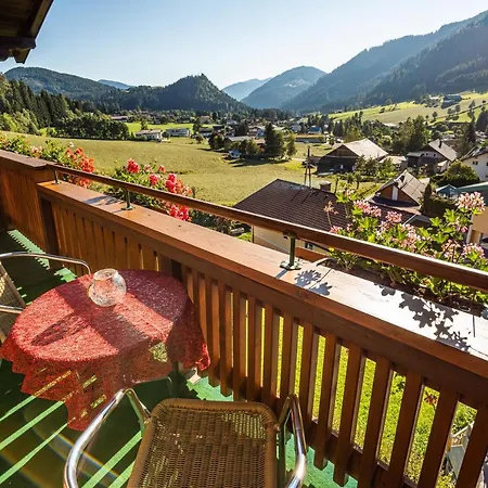 Haus Farmer Guest house Sankt Martin am Tennengebirge